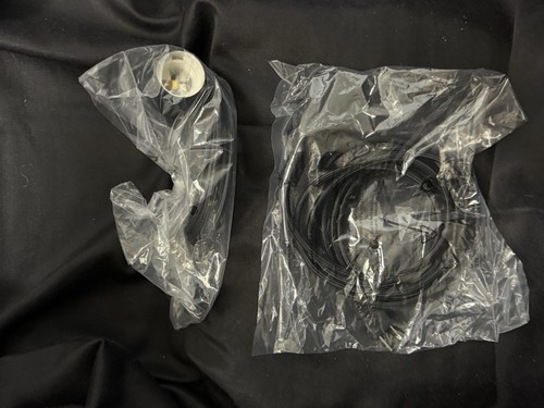Light socket extension cord