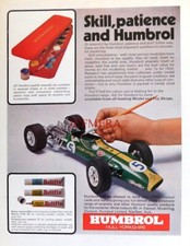 HUMBROL Enamel Model Paints 'Lotus Race Car' ADVERT 1972 Vintage Print Ad 676/05