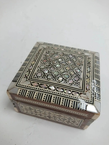 Vintage mother pearl - of,