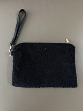 Virginia Wolf Pouch Zippered