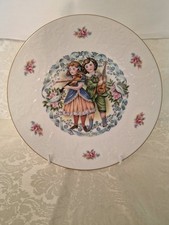 Vintage Decorative Royal