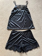 BNWT Sexy Silky Black Lacey Cami Pyjamas Set Size 6-8