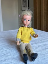 Vintage 2nd Gen Sindy Doll -