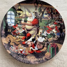 Walt Disney Santas Workshop Plate 1993 Boxed