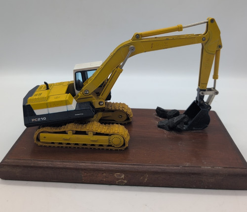 Vintage scale komatsu - 1/43,