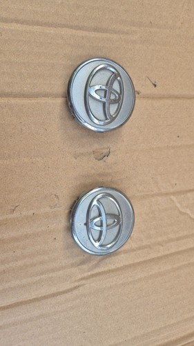 Genuine toyota auris - x,