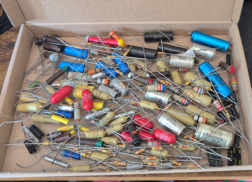 Capacitors guitar amp - capacitors,