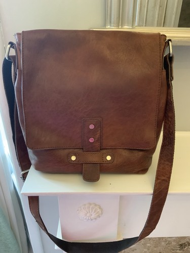 Used condition clarks - [v, condition],