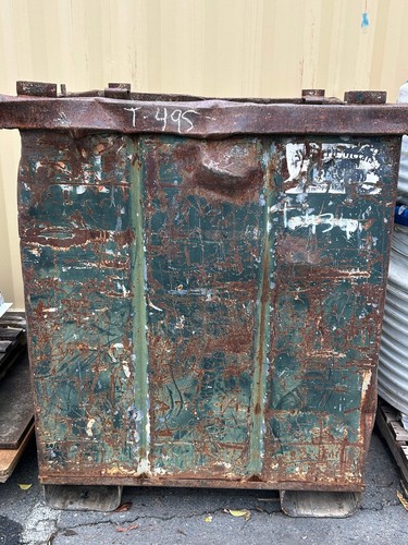 Green metal square bin - 53, 42