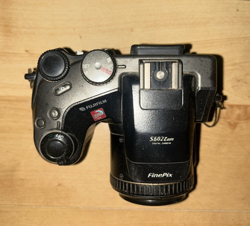 Fujifilm finepix s602z bridge - finepix,