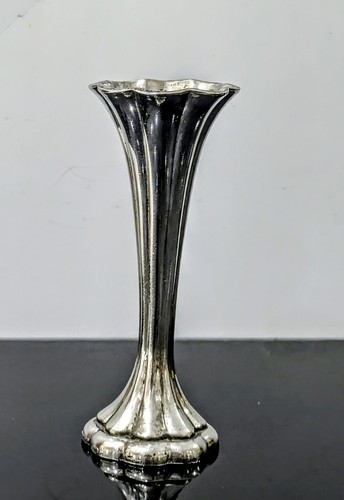 Ianthe silver plated bud vase - plated,