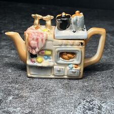 Novelty Teapot Kitchen Sink & Kitchen Cupboard Collectable Mini Teapot