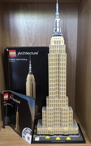 Lego architecture 21046 - architecture,