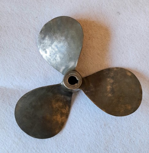 Bronze propeller 14 - bronze,