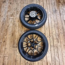 Indian FTR 1200 - pair of wheels and tyres