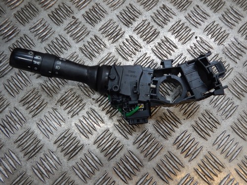 Toyota yaris indicator - 15-17,