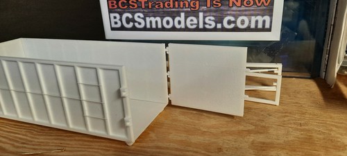 Roll off dumpster for - , 1:24