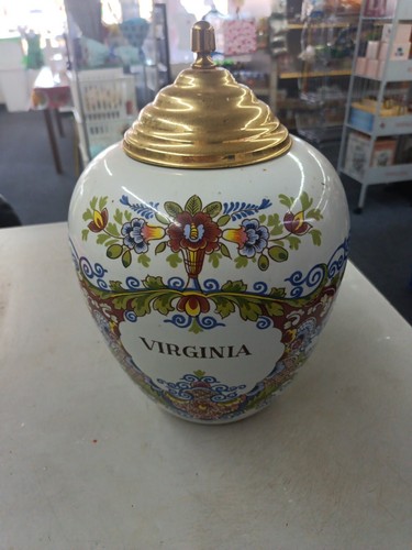 Royal delft - royal,
