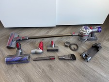 Dyson V8 Absolute Cordless