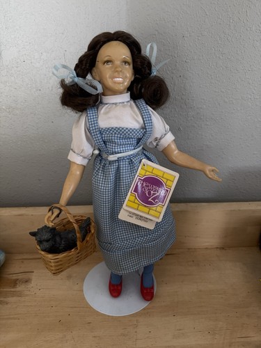 Vintage presents hamilton - by,
