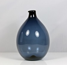 Timo Sarpaneva for Iittala Lintupullo/bird bottle vase, blue