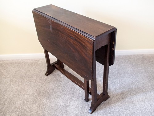 Antique small drop leaf - small,