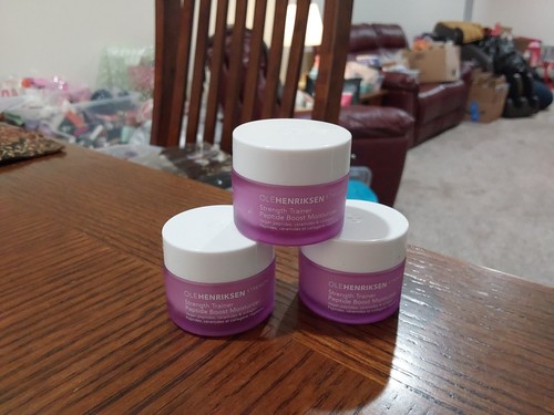 Lot ole henriksen strength - ole,