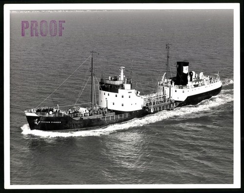 Photograph tanker vacuum - photograph,