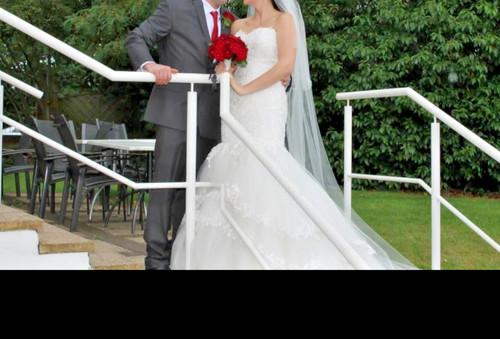Ivory wedding dress size 10 - uk,