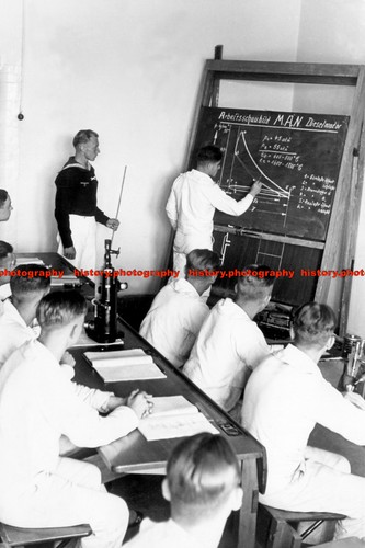 F003754 sailors learn - learn, about