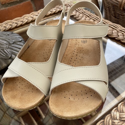 Pavers ladies cream touch - pavers,