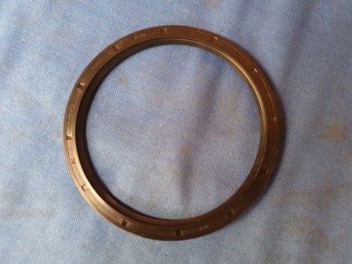 Jaguar daimler rear hub outer - rear,
