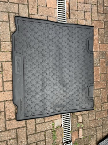Bmw boot load liner - boot,
