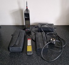 Motorola 8500X Vintage Mobile