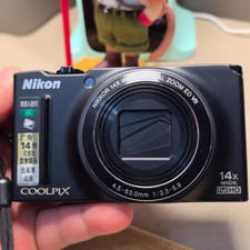 Nikon COOLPIX S8200 16.1MP