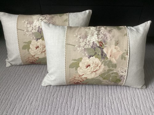 Matching pair sanderson - pair,