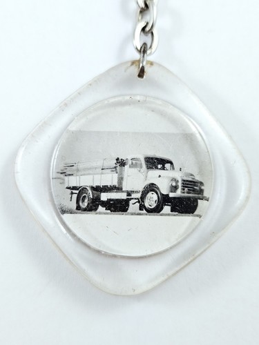 Keyring truck volvo n84 - truck,