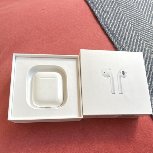 Apple airpods with charging - airpods,