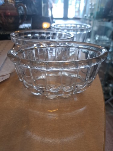 Three jelly moulds glass - , x