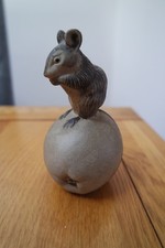 Poole Pottery Mouse On An Apple 12cm Tall
