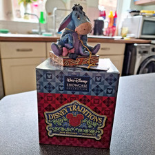 Walt Disney Traditions Showcase - Disney traditions - Eeyore " Lost without you"