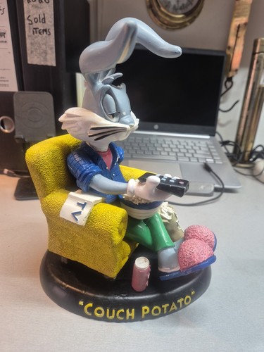 Rare 1994 warner bros loony - rare,