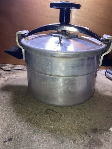 Vintage seb pressure - (d33),