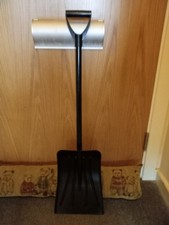 Lightweight Collapsible Emergency Snow Shovel.