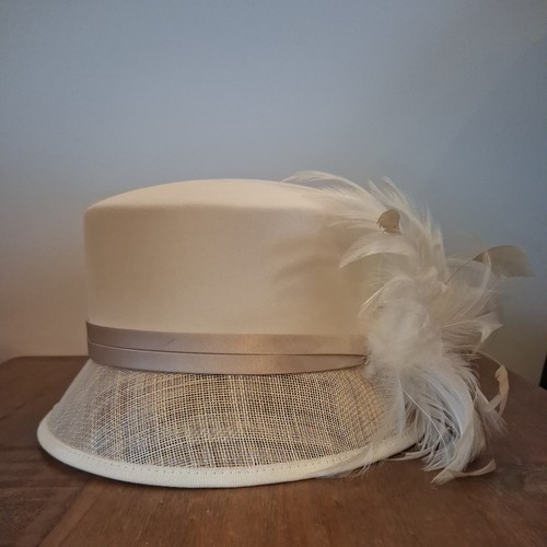 Beautiful wedding hat bow - beautiful,
