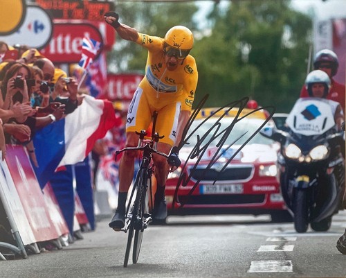 Bradley wiggins signed - wiggins,