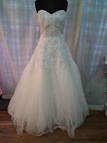 Wedding dress size - 14, ivory