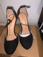 Brand New Black Boohoo