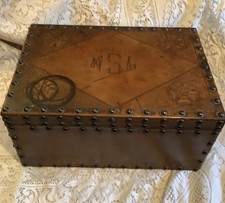 Vintage studded embossed - studded,
