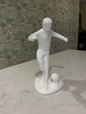 ROYAL DOULTON IMAGES FIGURE -